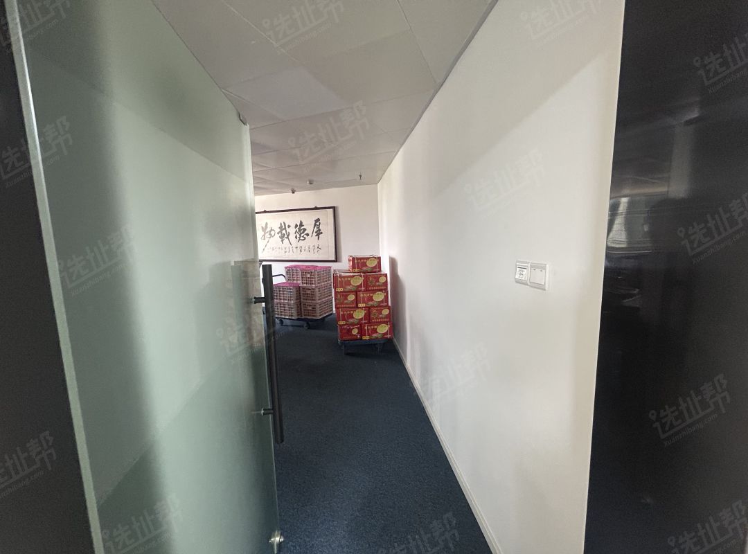 车公庙深南大道首排，创展中心45平，精装修，一手直租