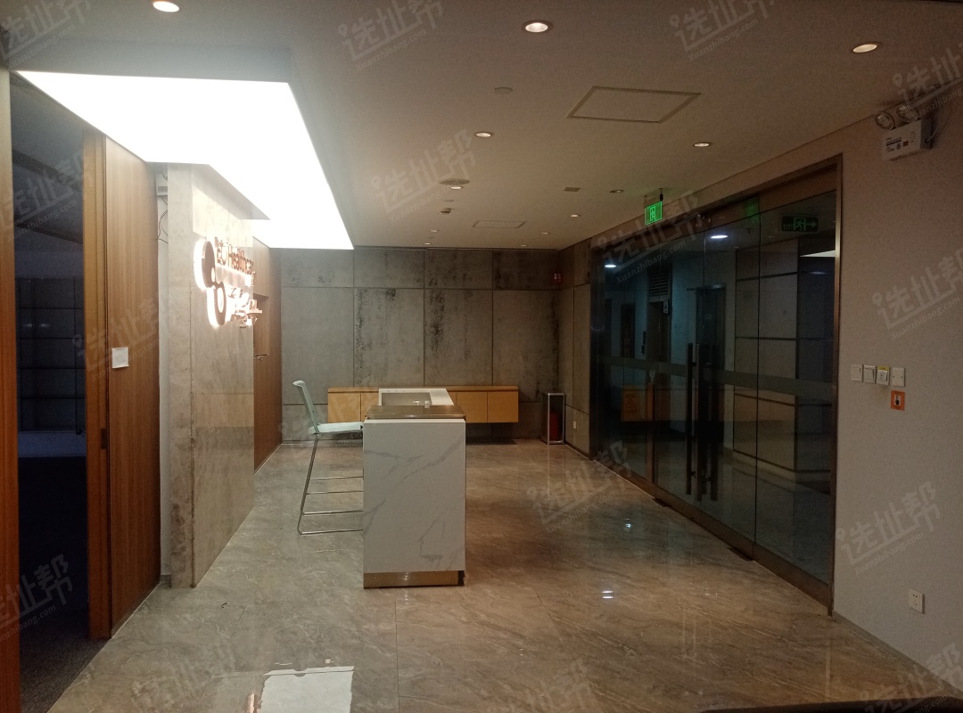 深圳国际商会中心高区1142平，带装修，一手业主直租