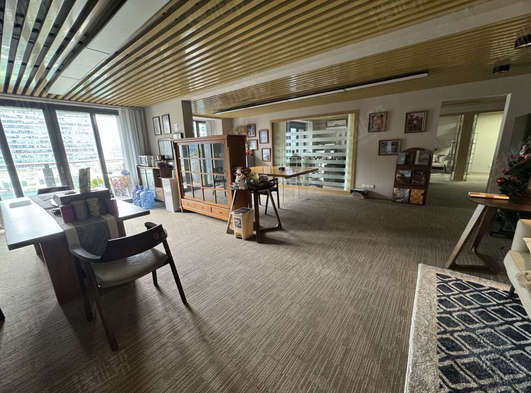 车公庙NEO大厦C栋，公寓式办公，165平出售，带阳台