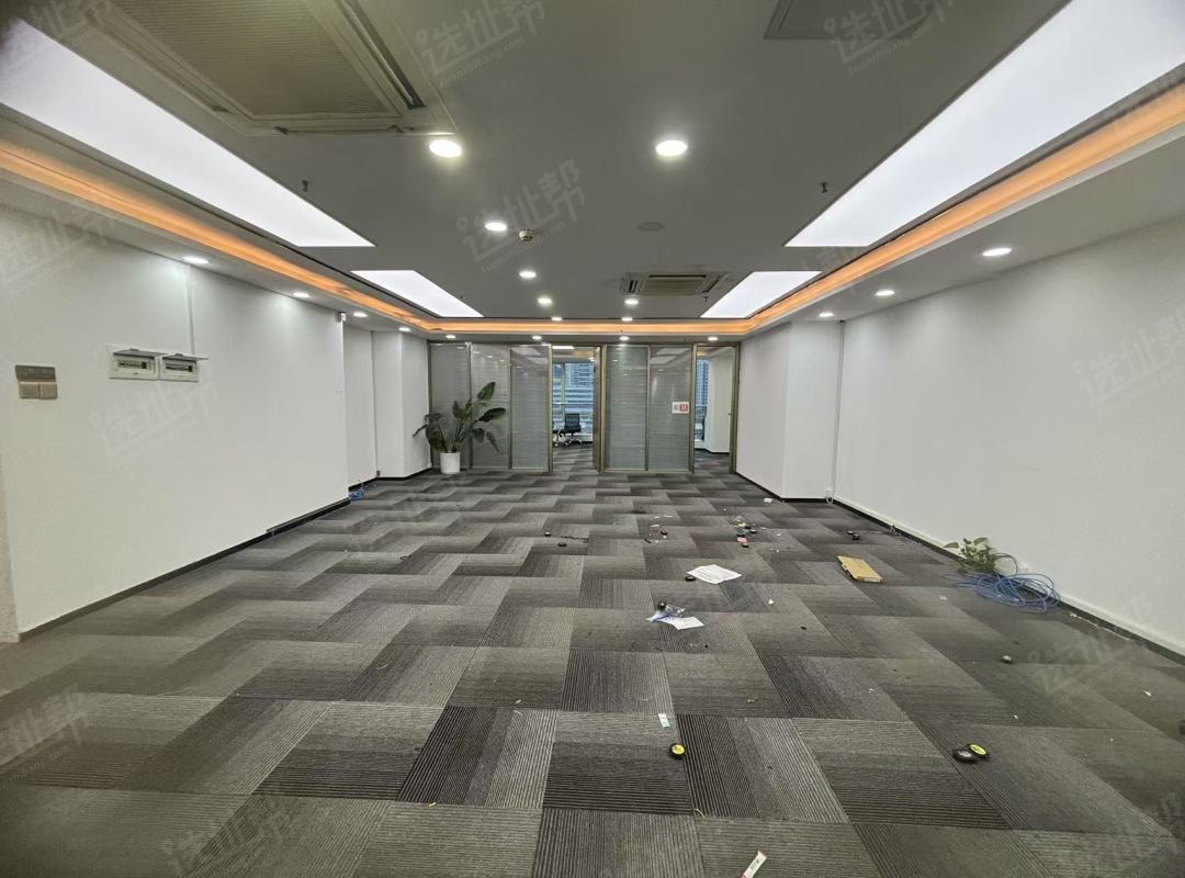 车公庙地铁口，创建大厦225平，精装修，一手直租