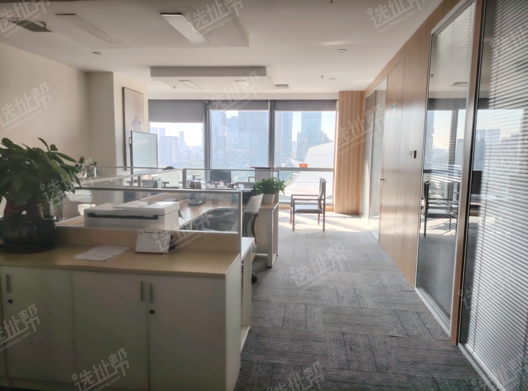 市民中心旁，诺德金融中心165平，精装修，一手直租