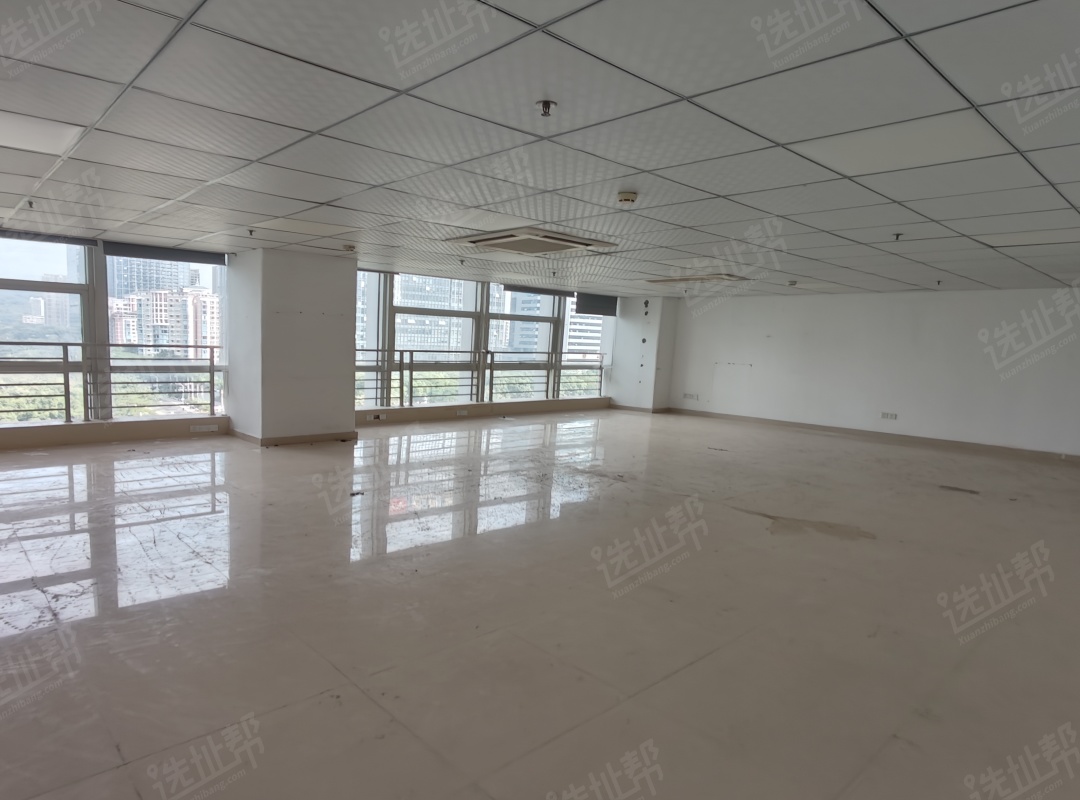 车公庙地铁口，创建大厦133平，精装一手直租，120元/平