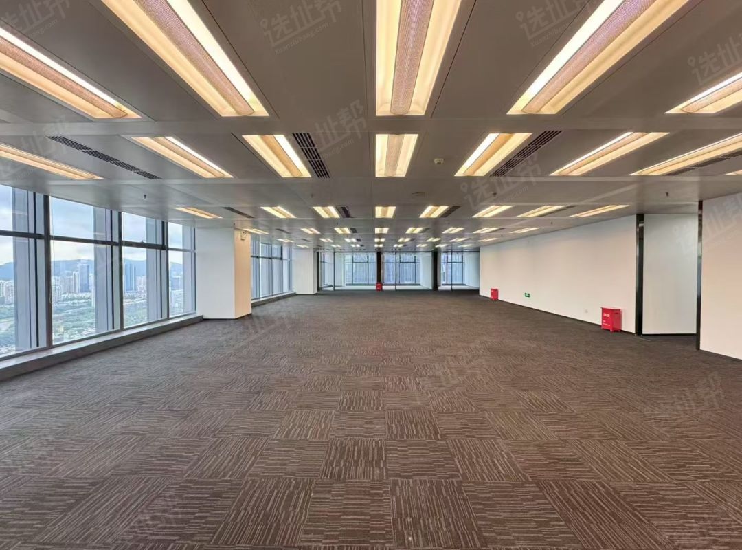 绿景广场A座 1451平方租305每平方米精装福田区车公庙图片