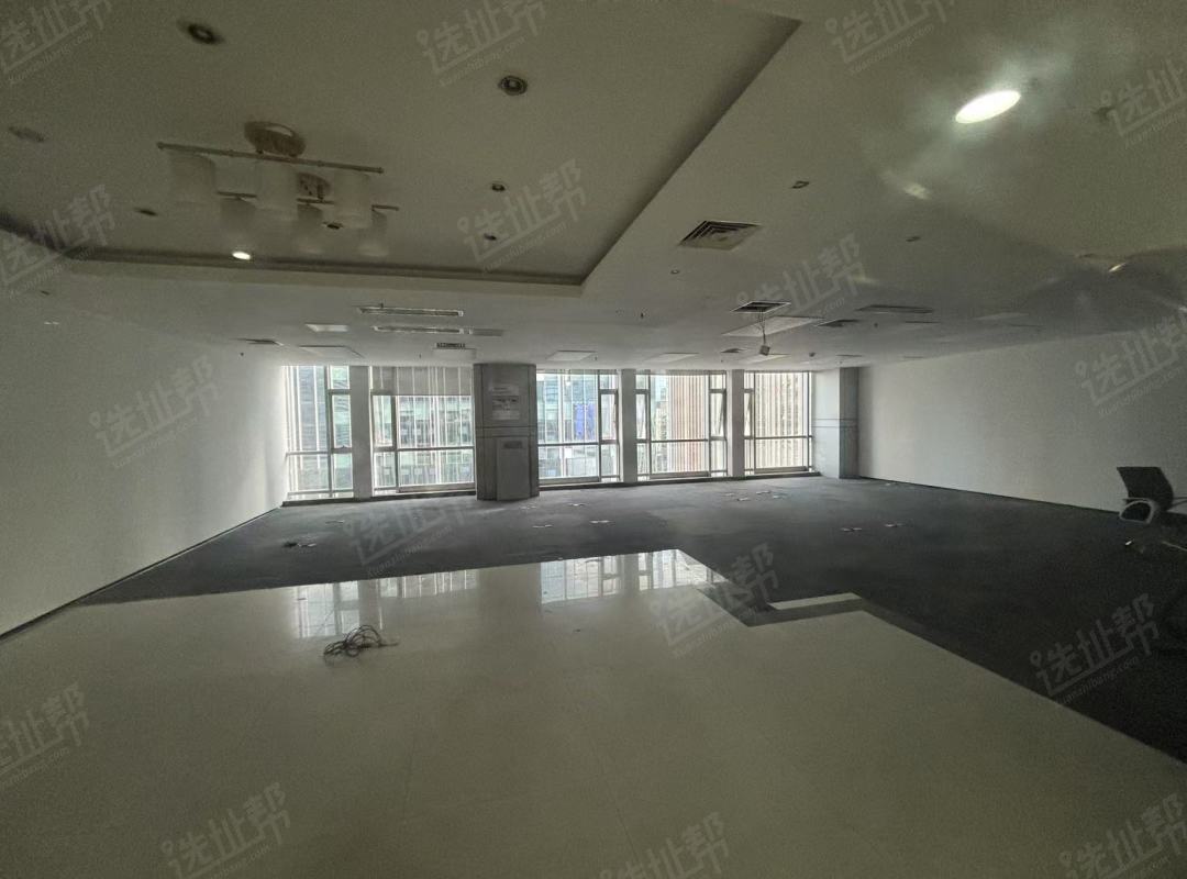 福田高铁站旁，中心商务大厦220平，精装修，一手直租
