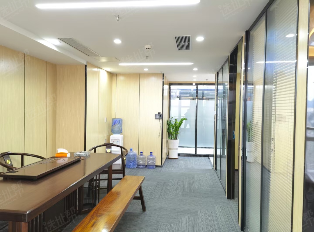 车公庙地铁口，耀华创建大厦3+1，北向看香蜜湖景观