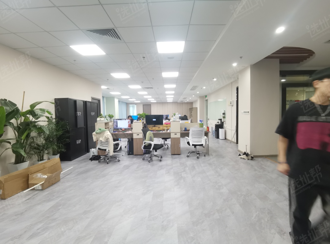 卓越城一期356.23平赠送面积65㎡业主低价急售
