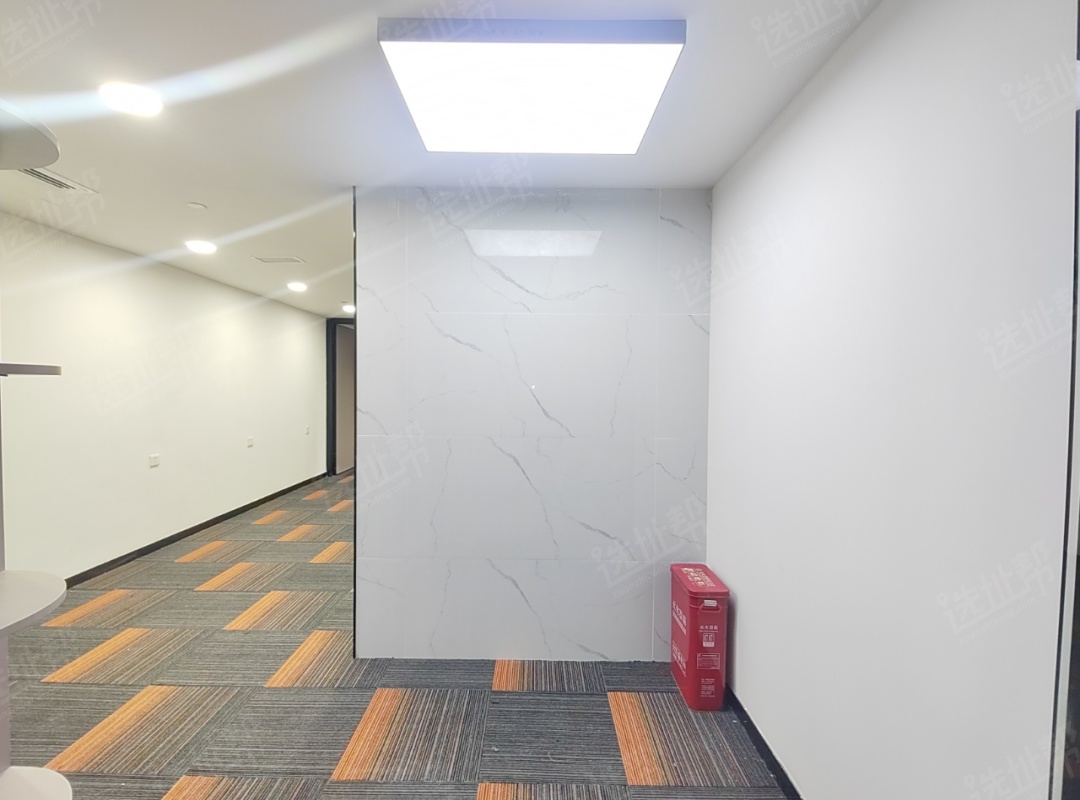 福田中心区 江苏大厦 精装修108m² 特价急租