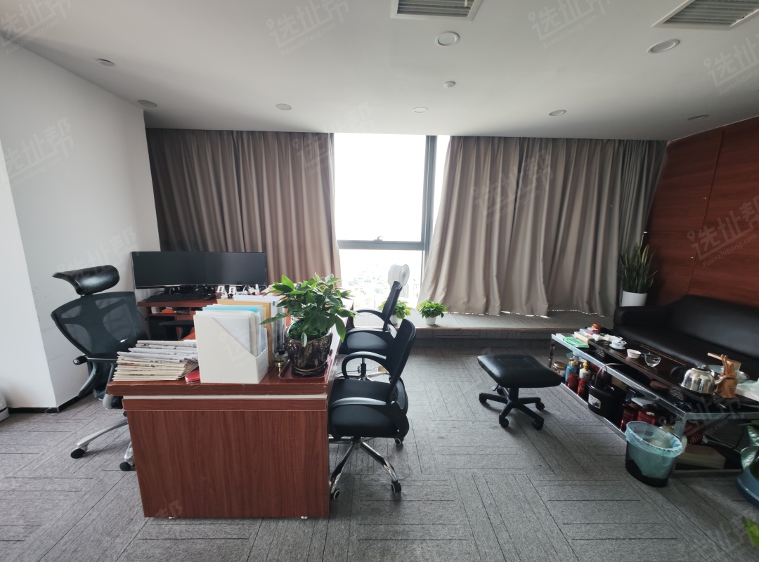 车公庙地铁口，NEO大厦321平，高层，一手业主直租
