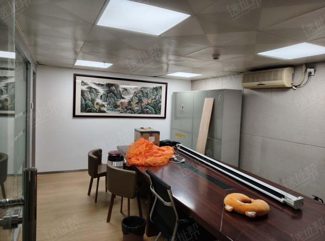 车公庙深南大道首排，235平，租105元/平，一手业主直租
