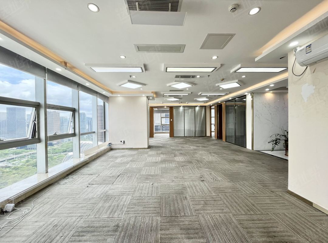 金中环高区318平方租金118平方6+1隔间