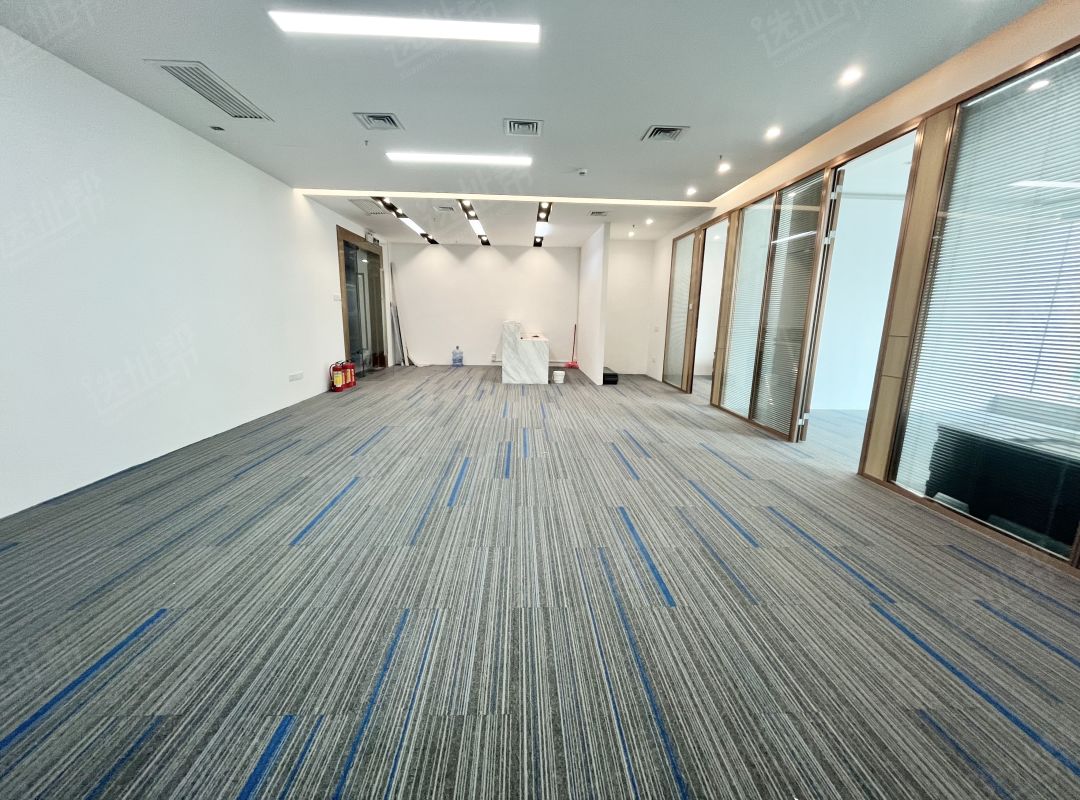 福田区委双地铁口，新天世纪280平，一手业主直租，精装修
