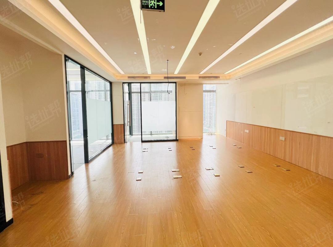 开发商直租 皇庭中心 423平精装出租 地铁直达