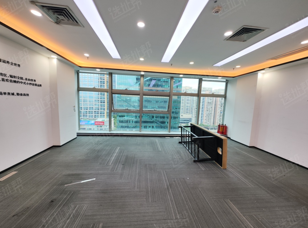 会展中心附近