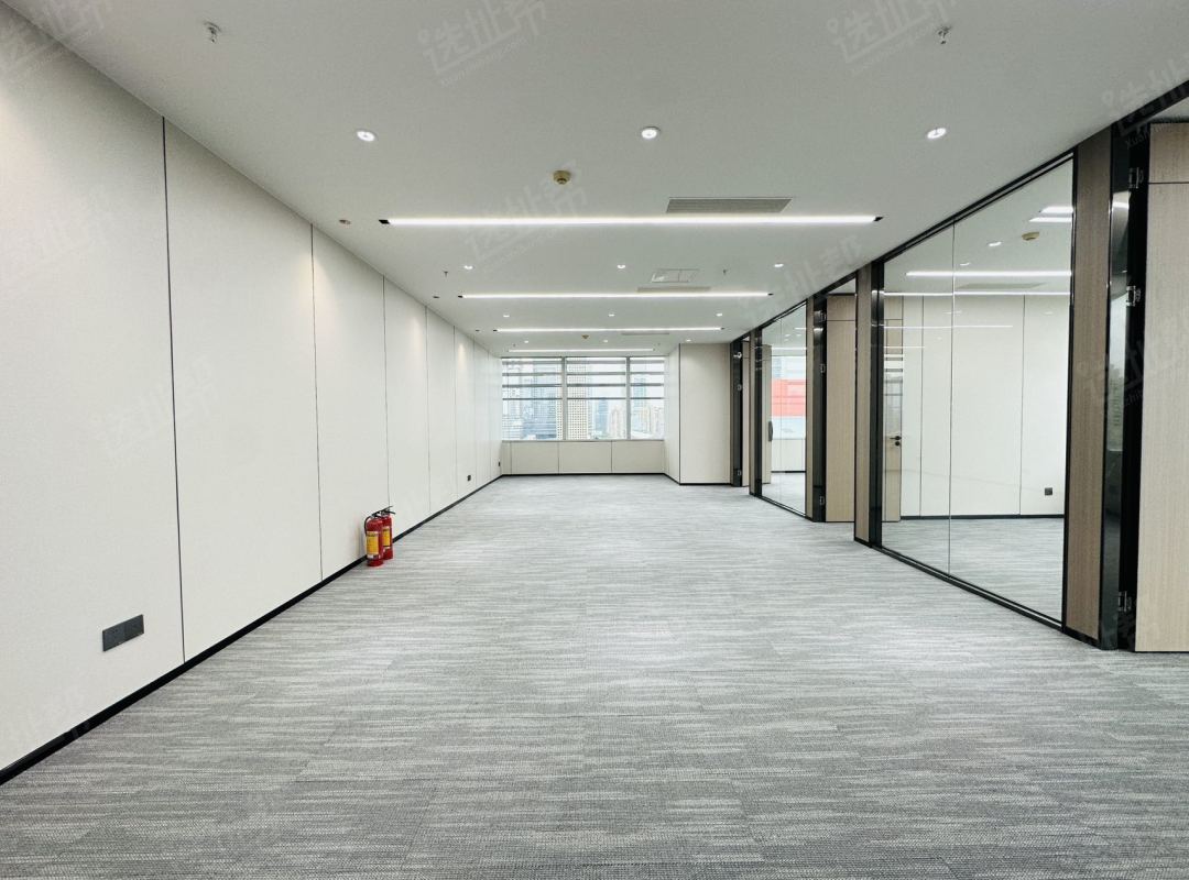 福田中心区 新出 4+1户型 ，精装修