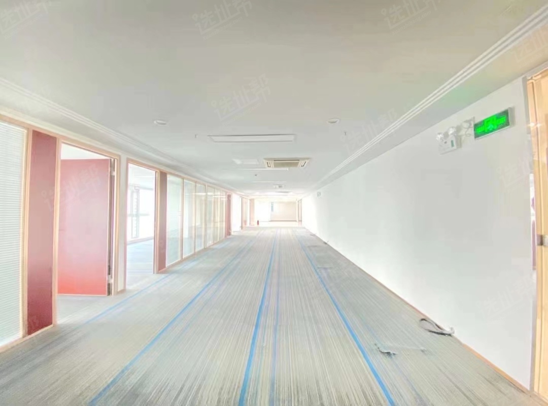 开发商直租 兆邦基金融中心 500平精装已空置 双地铁直达