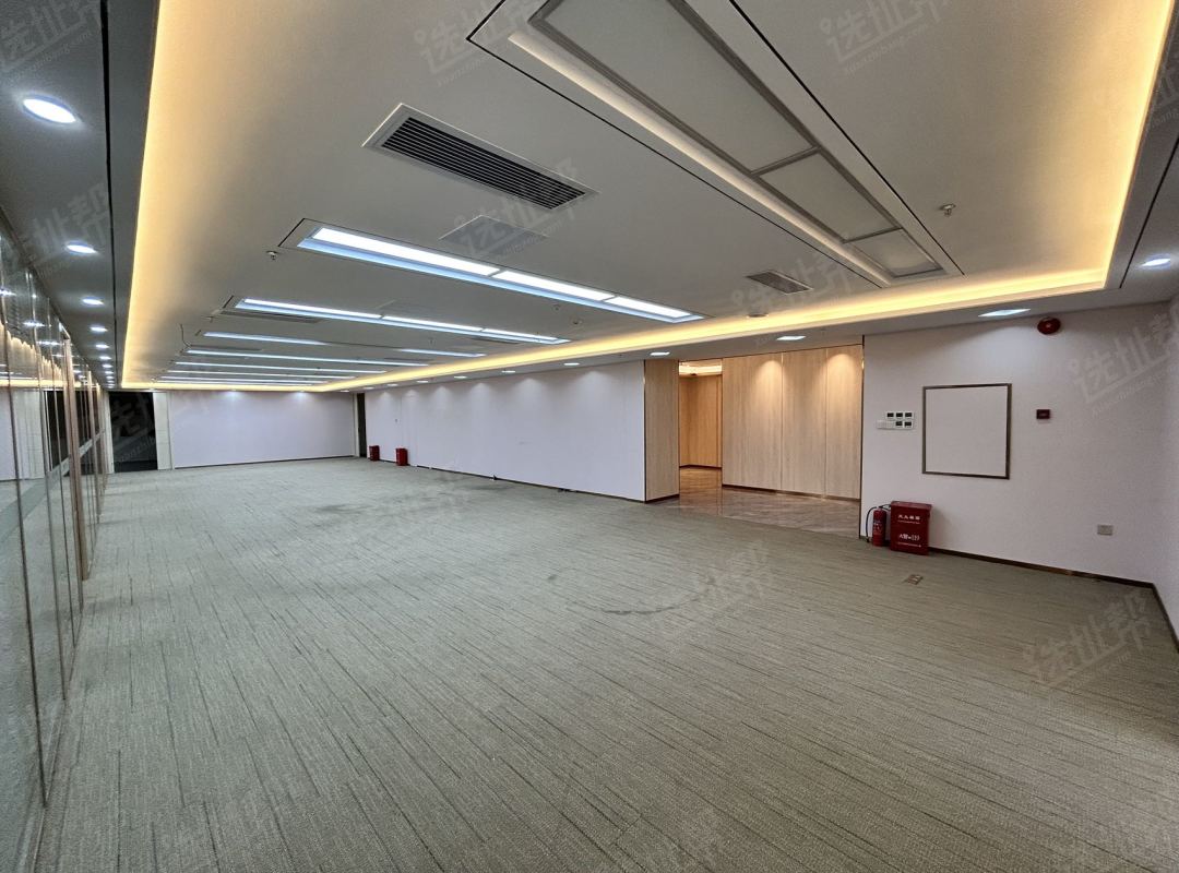 福田CBD中心区，卓越时代广场高区573平，一手直租