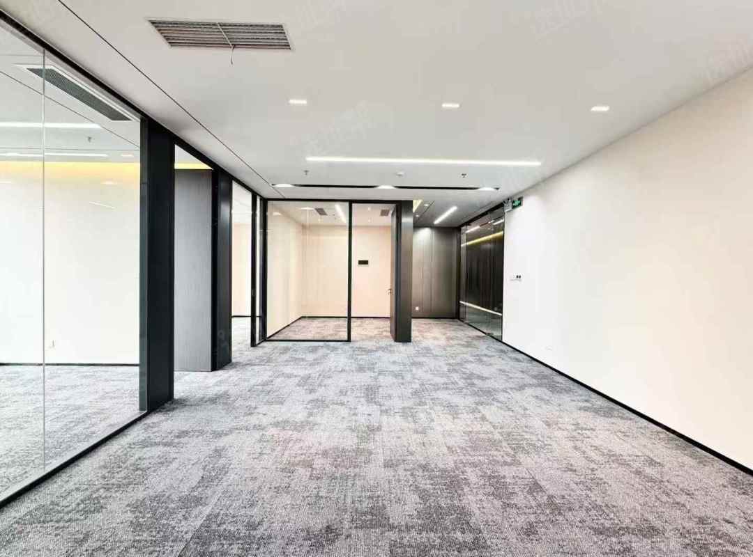 光峰科技总部大厦187平精装出租