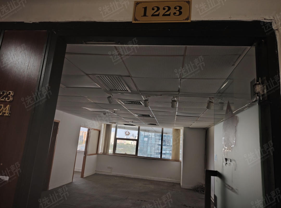 深南大道沿线，地铁上盖物业，精装修出租