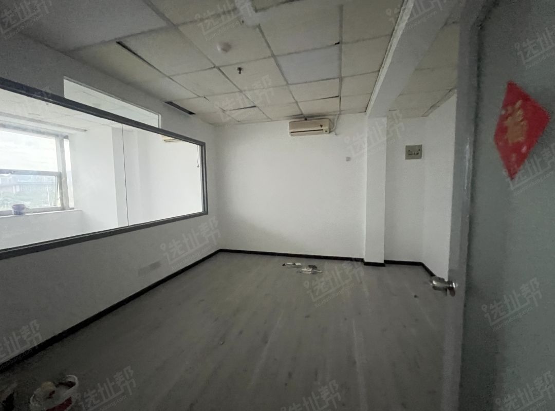 车公庙地铁口上盖，中国有色大厦116平，精装修，一手直租