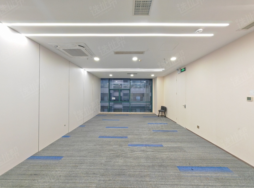 地铁口单位 268m² 盛唐大厦 精装修 落地窗