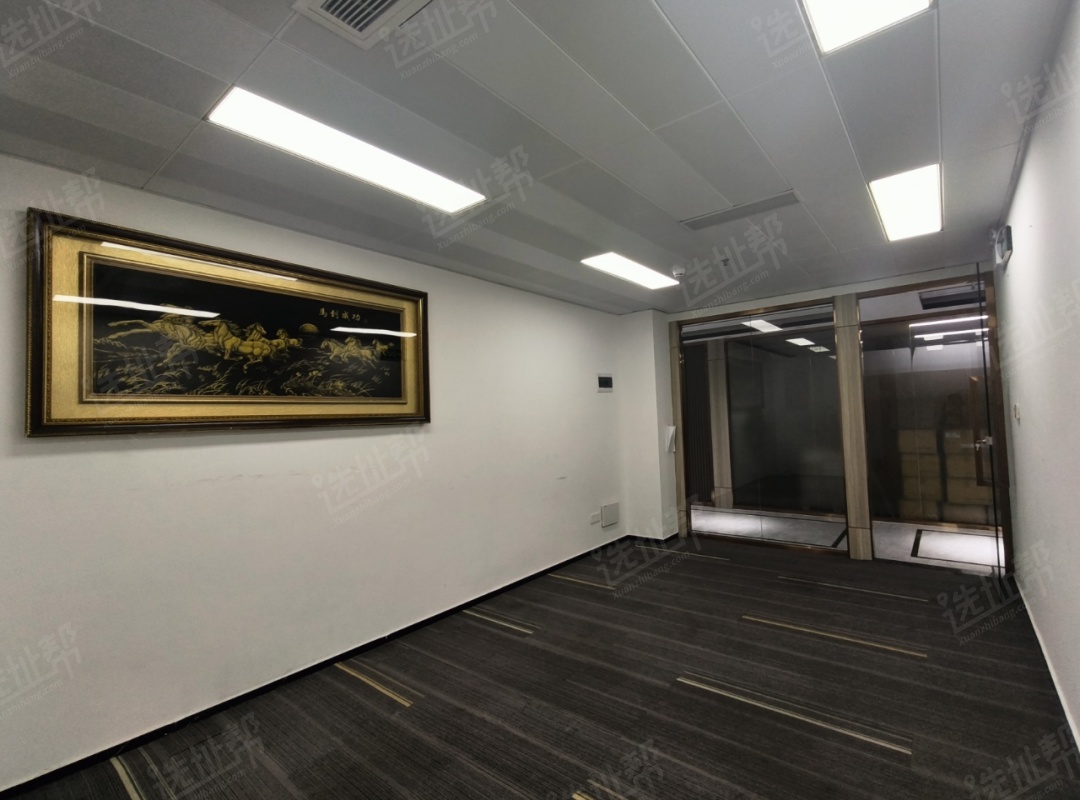 创新科技广场一期B座 48平方租4000每月特价小户型